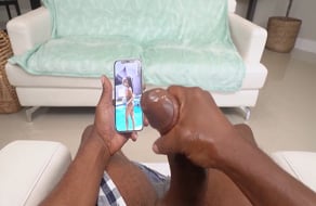 Padrastro se pajea con las fotos de Ameena Green